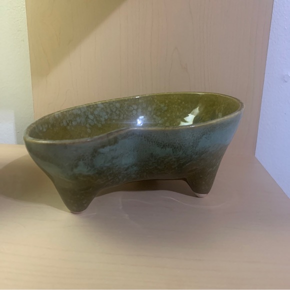 Unique Pair of Glazed Earthy Ceramic Planters - Vintage Tri-Footed Planters - Picture 2 of 14